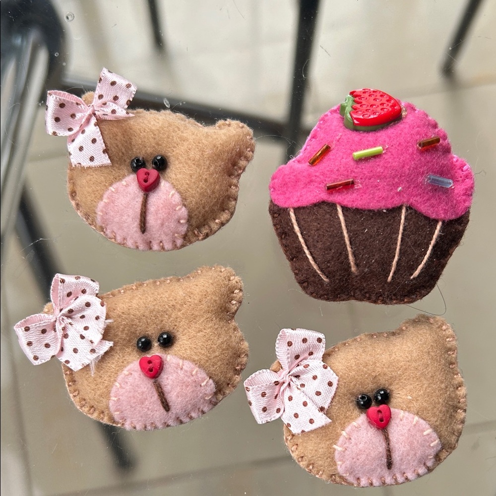 Cute Bear and Cupcake Felt decoration